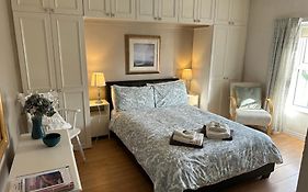 Marine Villa B&B